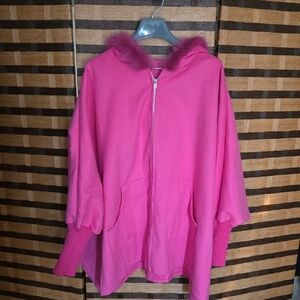 NWOT! Plus Size Poncho OSFM With Fur Hoodie Zip Up